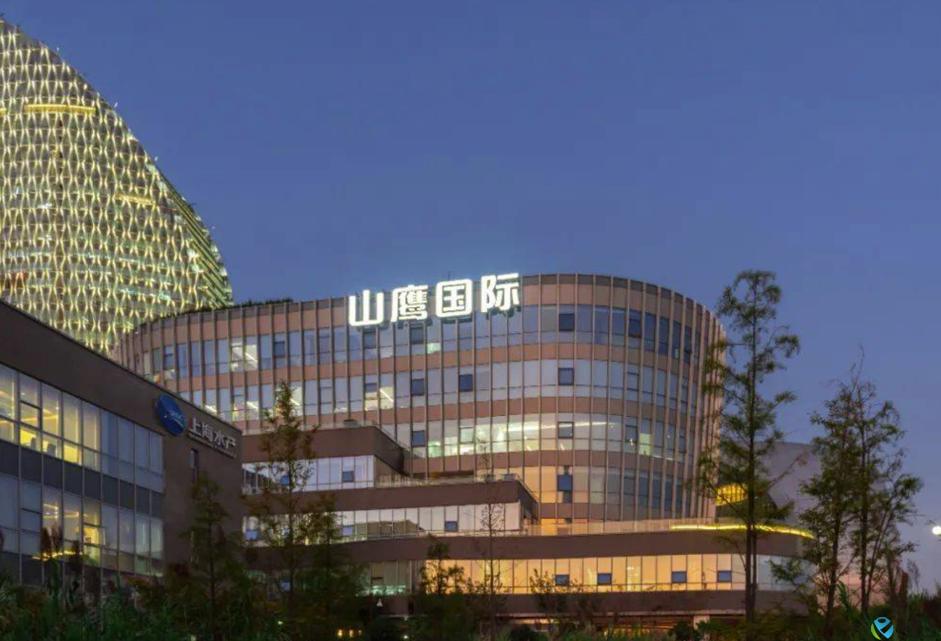 山鷹國際：完成北歐紙業(yè)股權(quán)及嘉興英凰投資份額轉(zhuǎn)讓，收到約16.17億元價款